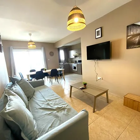 아파트 2 Combined Apts, Fast Wi-fi, 5 Min Walk To *