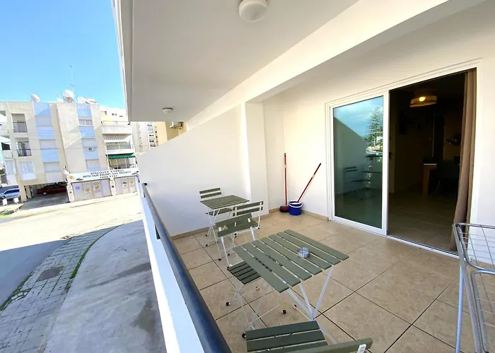 2 Combined Apts, Fast Wi-fi, 5 Min Walk To Appartement
