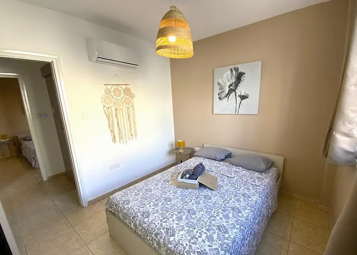 Apartmán 2 Combined Apts, Fast Wi-fi, 5 Min Walk To *