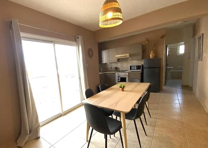 2 Combined Apts, Fast Wi-fi, 5 Min Walk To Appartement